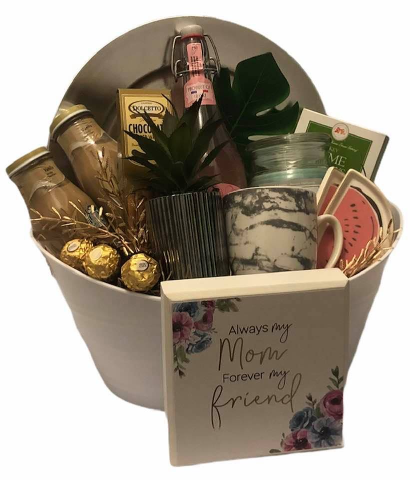 Personalized # 1 Mom Candle-Everyday Luxe - Delivery Gift Baskets Orlando